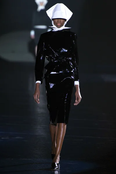 Look 26